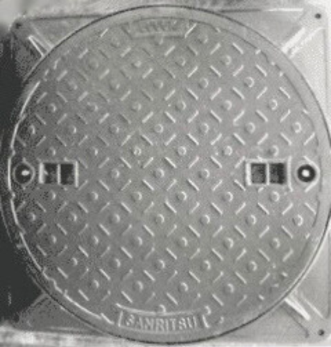 丸蓋マンホール表面めっき処理

